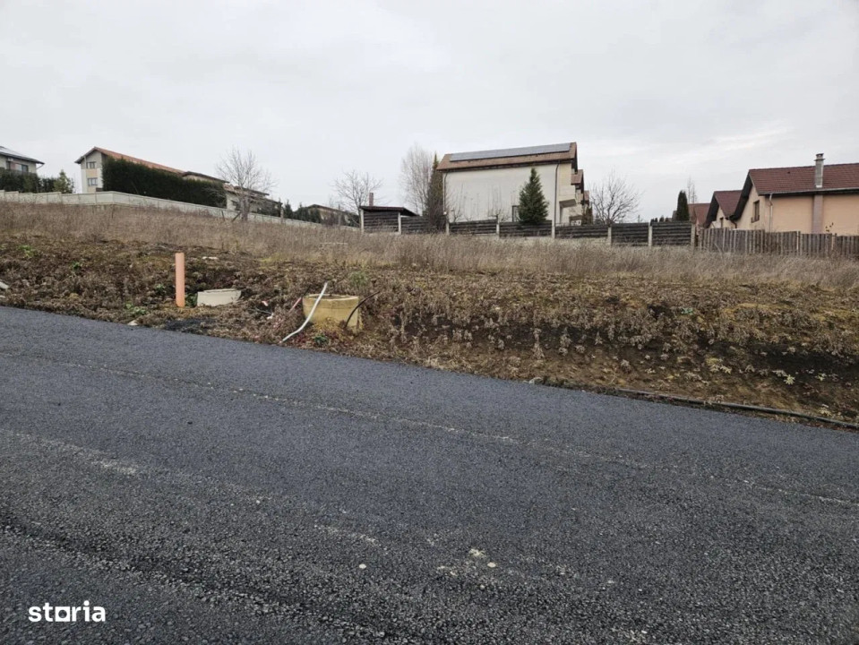 Teren intravilan cu puz aprobat pentru constructie duplex