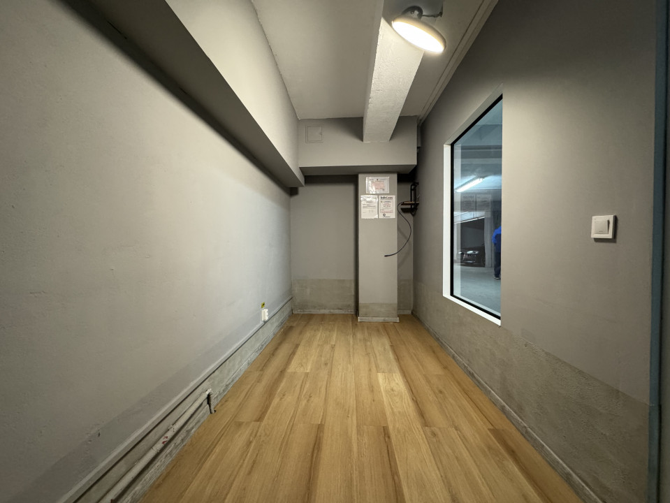 Spațiu comercial, 229 mp utili, rampă acces auto, zona Iulius Mall