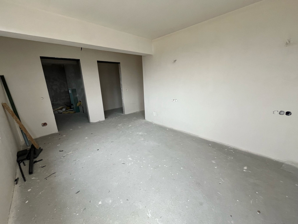 Casa individuala, 5 camere , 137mp uitli cu 415mp de teren. Dezmir