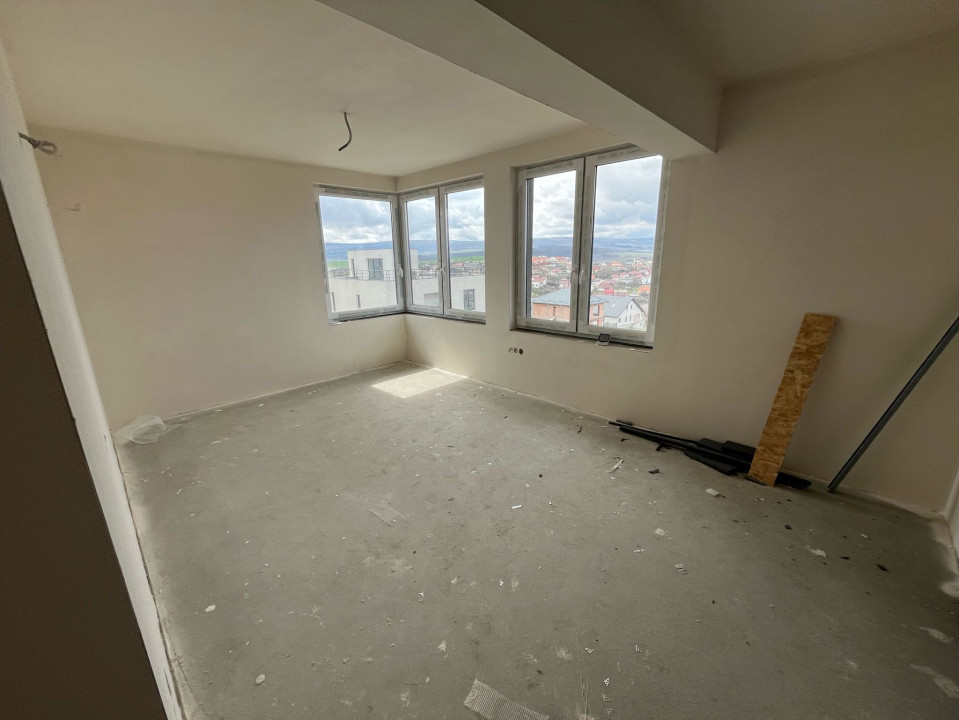 Casa individuala, 5 camere , 137mp uitli cu 415mp de teren. Dezmir