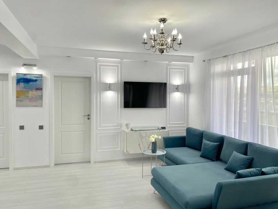 Apartament 2 camere ultra lux, 60 mp, etaj intermediar, boxa,Sesul de sus