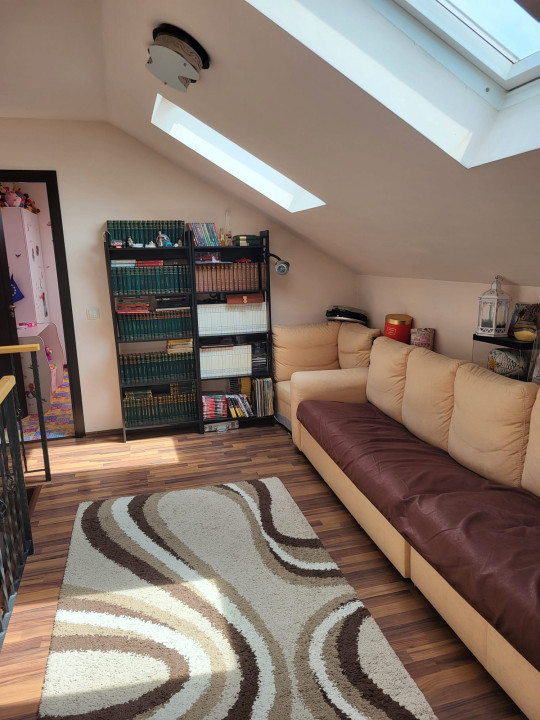 Apartament de 3 camere pe doua nivele, 79mp,  Zona Eroilor