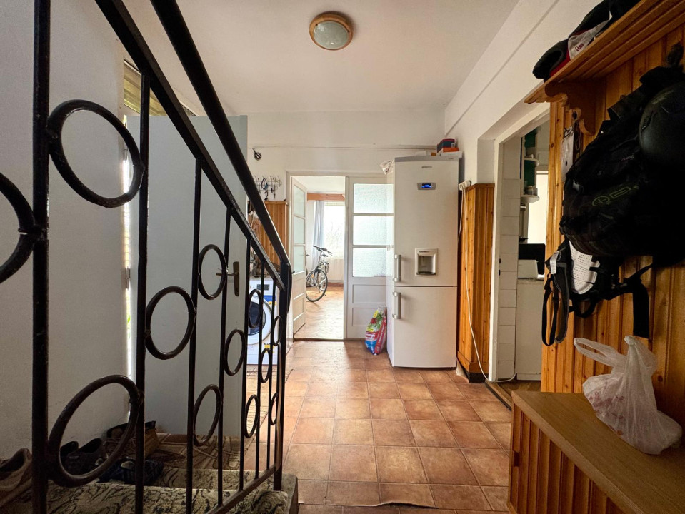 Casă 140 mp utili, teren 928 mp, zona Parcul Cetățuia, cartier Gruia