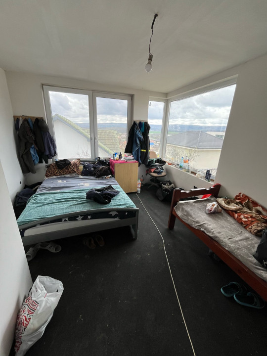 Casa individuala, 120mp, 500mp teren. Dezmir