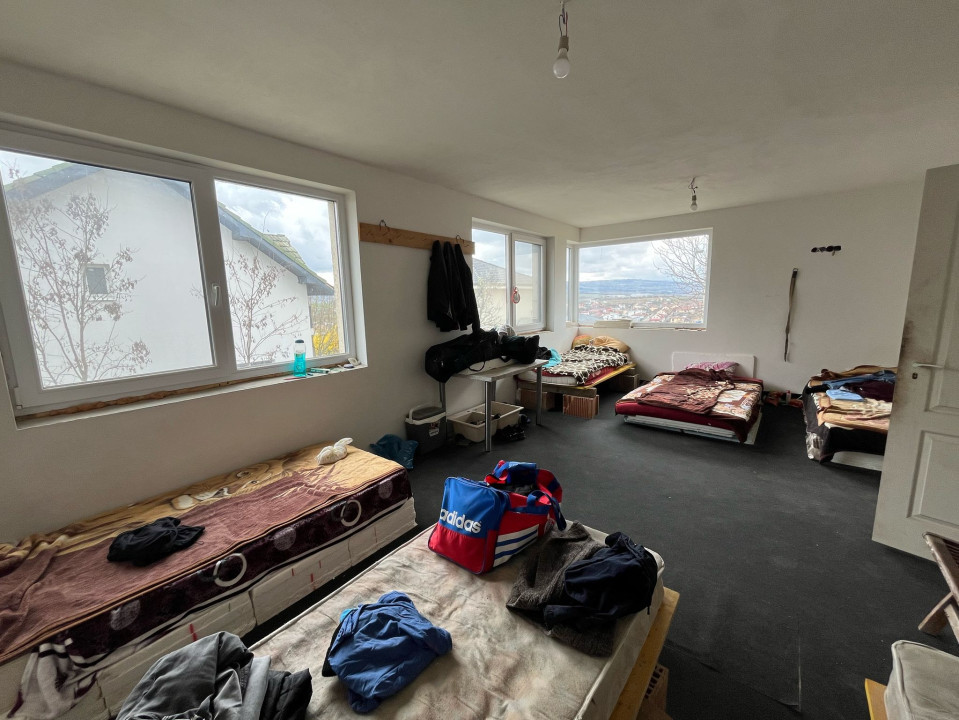 Casa individuala, 120mp, 500mp teren. Dezmir