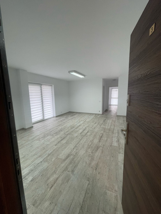 Apartament/Spatiu de birou 60 mp ,gradina, Floresti