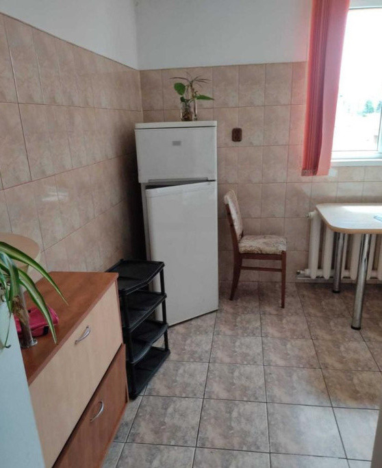 Apartament 1 camera, 42 mp, finisat, decomandat, zona strazii Arinilor