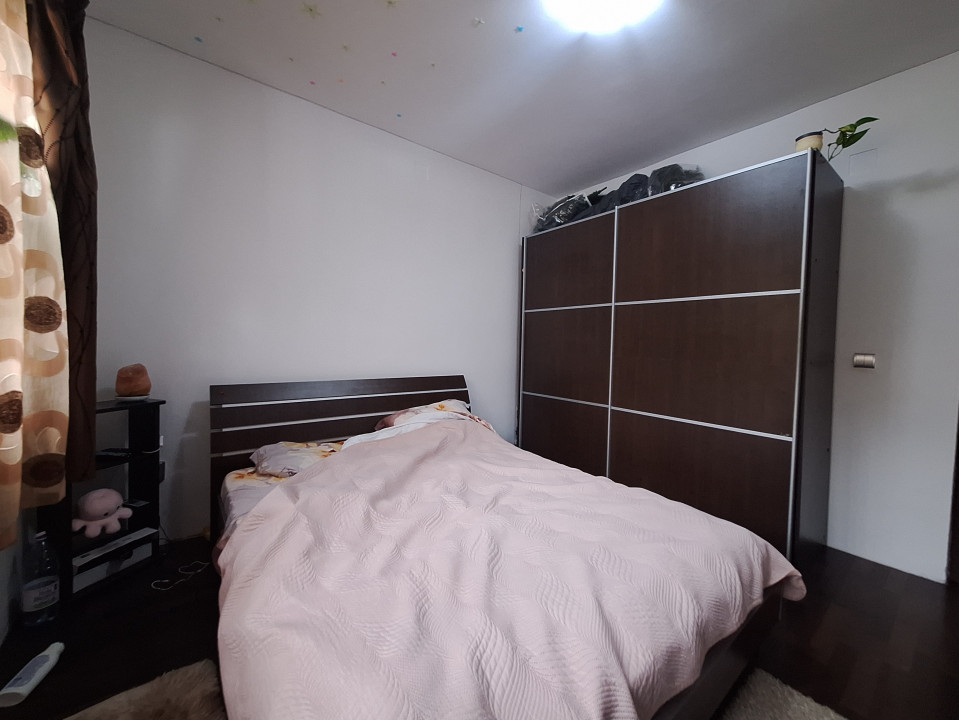 Apartament cu 3 camere, 53 mp, parcare, gradina, zona Teilor