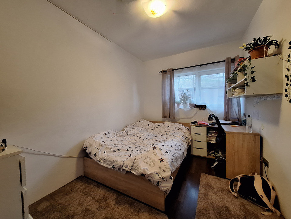 Apartament cu 3 camere, 53 mp, parcare, gradina, zona Teilor