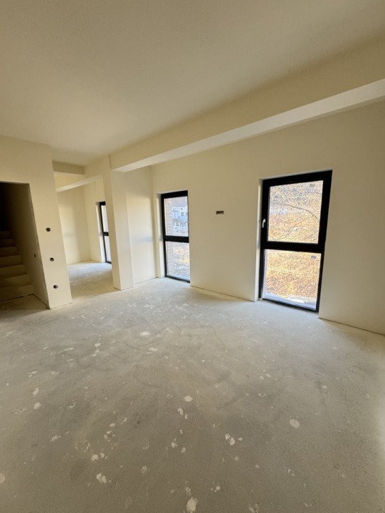 Casa tip duplex, 4 camere, 135 mp, Finisat, Zona Tauti