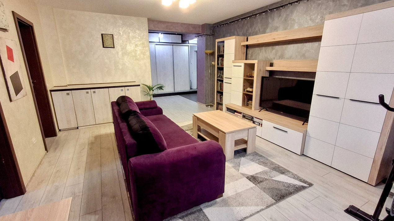 Apartament cu 2 camere, 62 mp, balcon, zona Stejarului