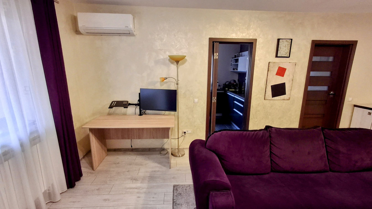 Apartament cu 2 camere, 62 mp, balcon, zona Stejarului