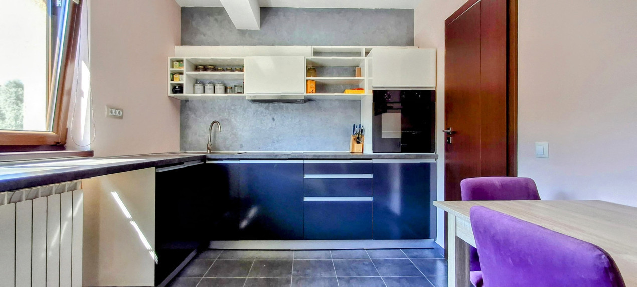 Apartament cu 2 camere, 62 mp, balcon, zona Stejarului