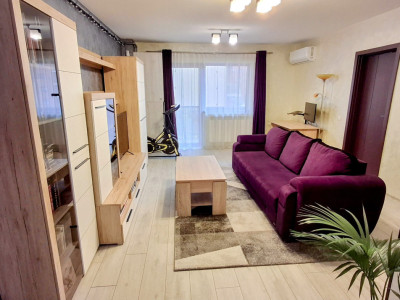 Apartament cu 2 camere, 62 mp, balcon, zona Stejarului
