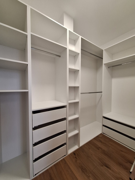 Apartament cu 3 camere, 63 mp, zona BMW