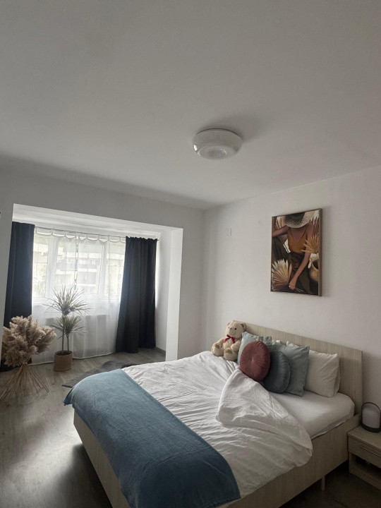 Apartament cu 3 camere, 67 mp, zona Florilor