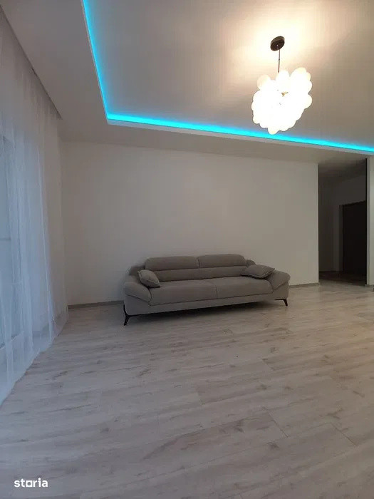 Apartament la cheie cu 2 camere, 47 mp, balcon, zona Eroilor