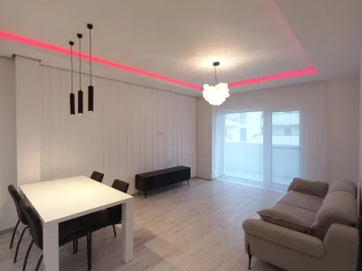 Apartament la cheie cu 2 camere, 47 mp, balcon, zona Eroilor
