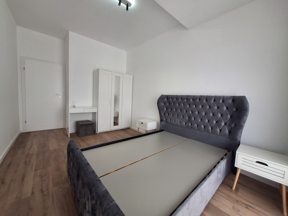 Apartament cu 2 camere, 56 mp, parcare, zona Eroilor