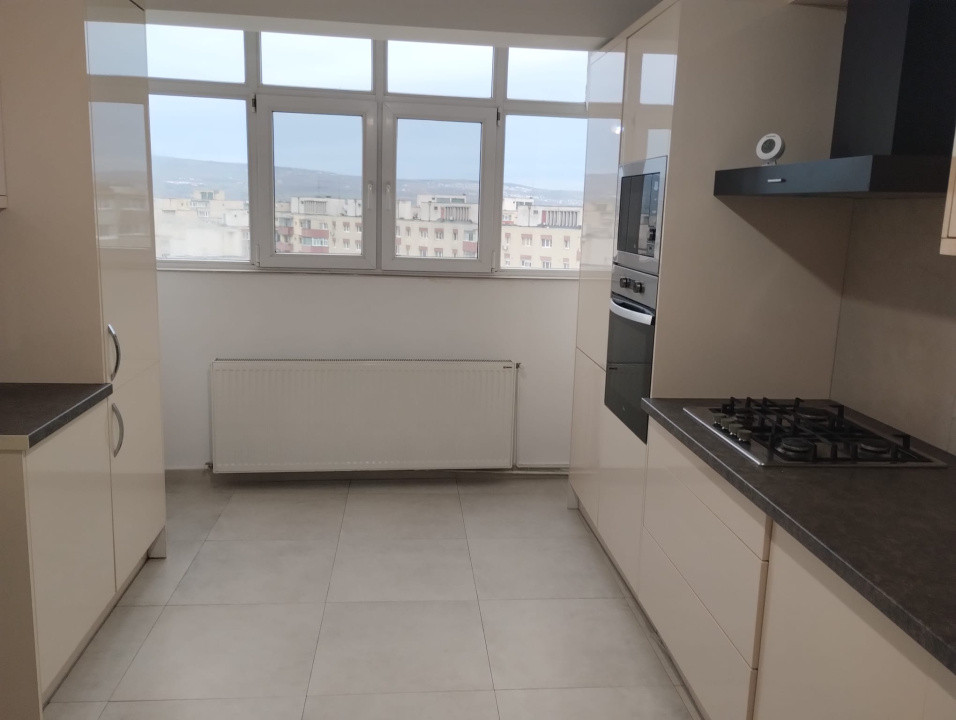 Apartament cu 2 camere decomandate Piata Marasti