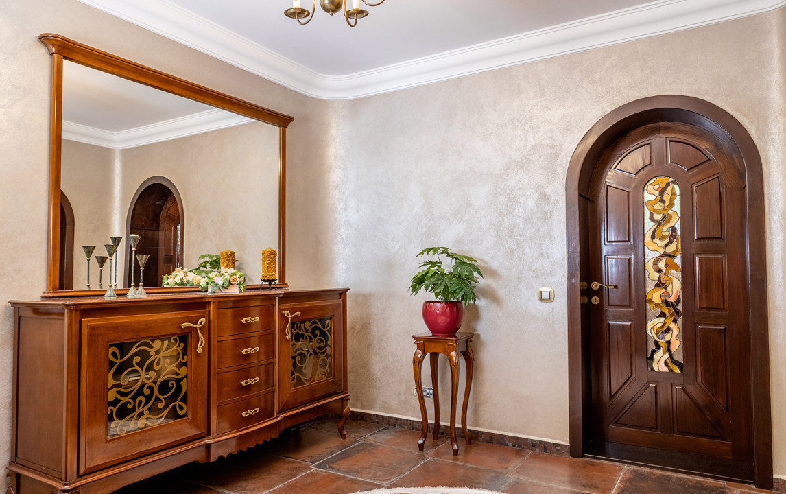 Casa individuala unica, 334mp utili,  429mp teren, A. Muresanu