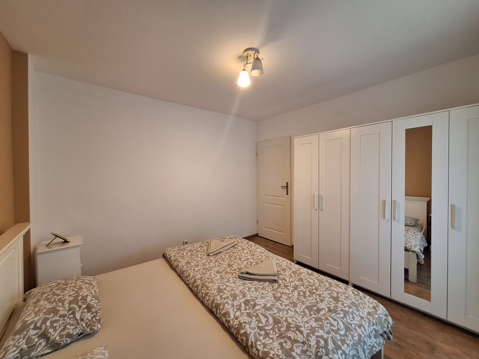 Apartament cu 3 camere, 60 mp, zona Calea Manastur