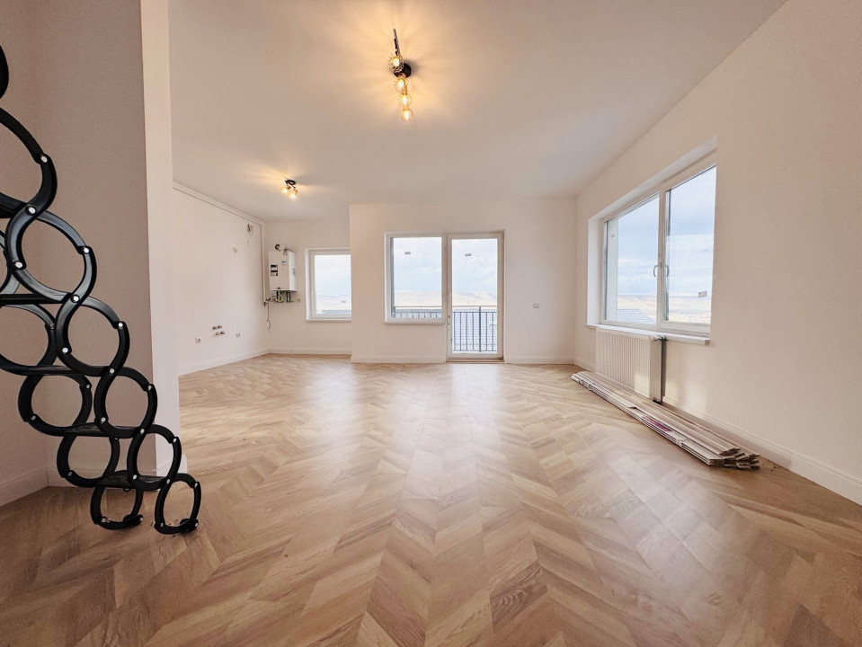 Apartament cu 3 camere, 66 mp, parcare, zona Teilor