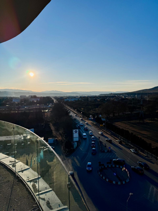 Apartament de 3 camere,71 mp,parcare subterana, Zona Metro