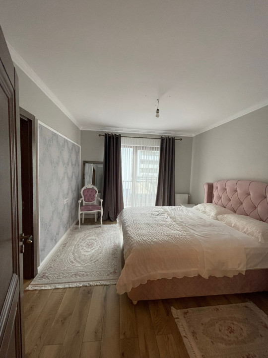 Duplex cu 4 camere, 3 bai, 3 parcari, ultrafinisat, zona Parcul Poligon