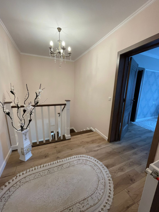 Duplex cu 4 camere, 3 bai, 3 parcari, ultrafinisat, zona Parcul Poligon