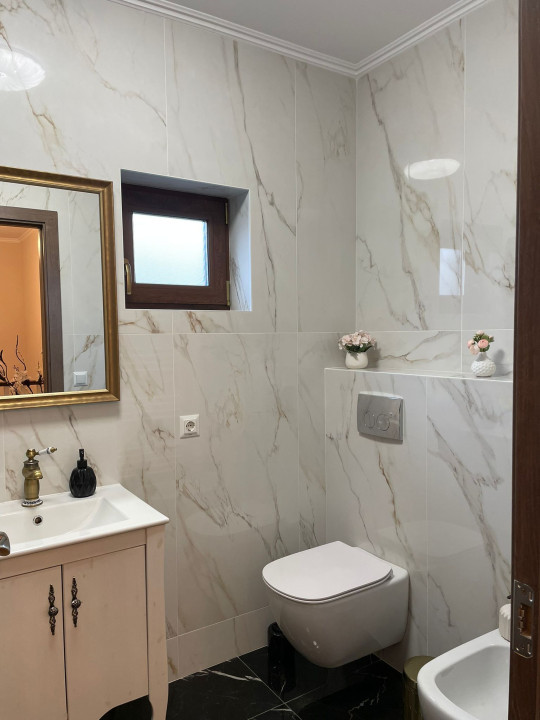 Duplex cu 4 camere, 3 bai, 3 parcari, ultrafinisat, zona Parcul Poligon
