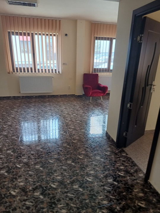 Apartament cu 2 camere si parcare in zona Parcului Poligon