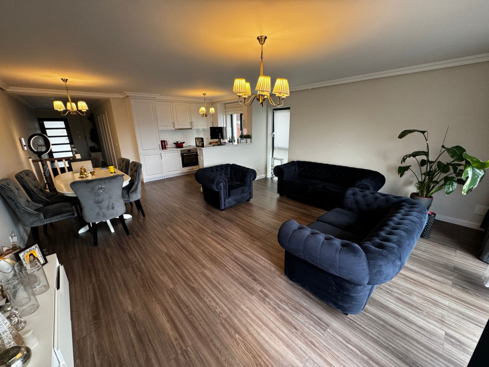 Casa tip duplex view superb zona Vivo 