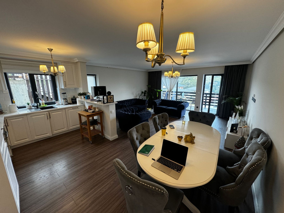 Casa tip duplex view superb zona Vivo 