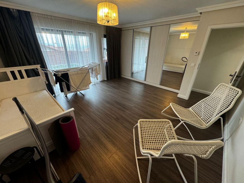 Casa tip duplex view superb zona Vivo 