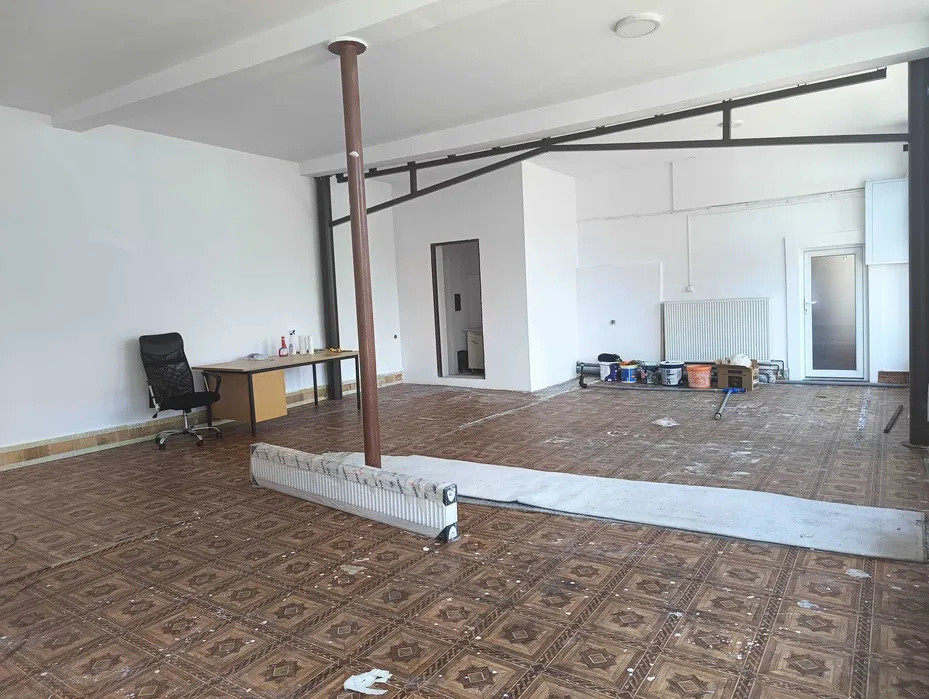 Spațiu cu vad comercial, 70 mp utili, parcare, zona Corneliu Coposu