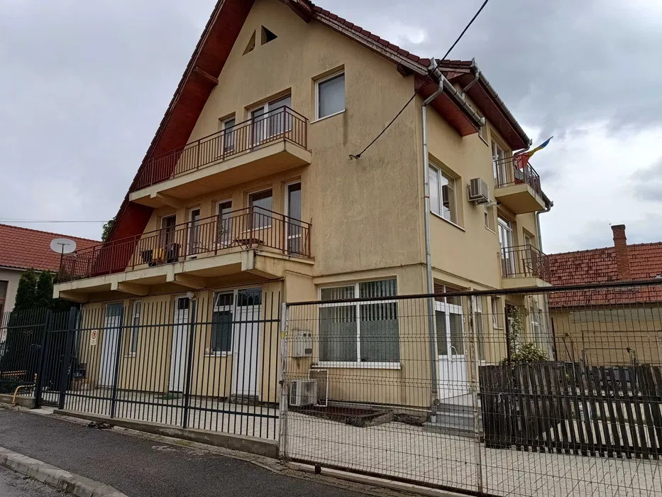 Spațiu autorizat producție aliemntară, 110 mp, zona străzii Maramureșului