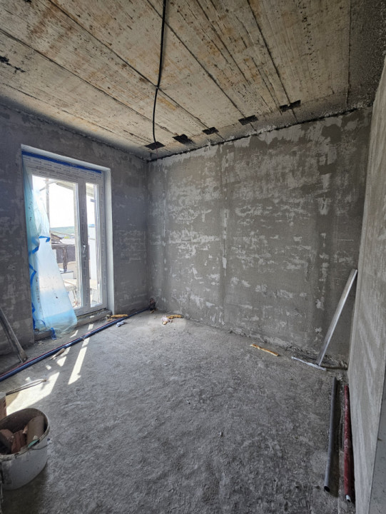 Apartament cu 3 cam, 100mp, LIFT, piscina, jacuzzi, zona Europa