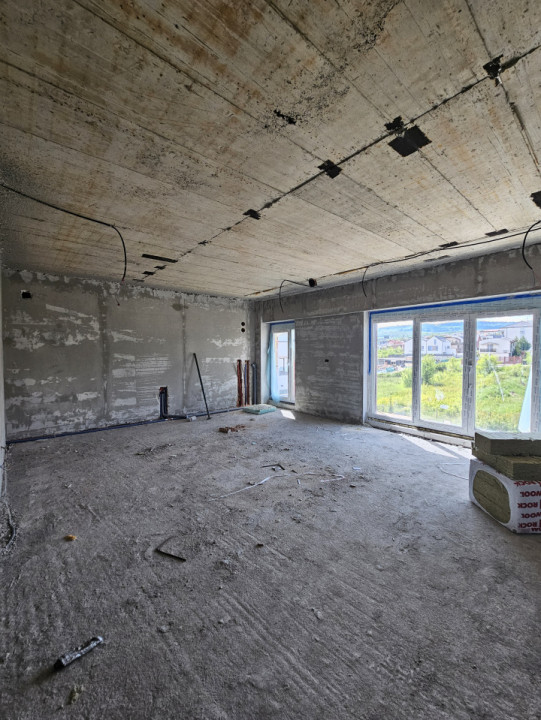 Apartament cu 3 cam, 100mp, LIFT, piscina, jacuzzi, zona Europa