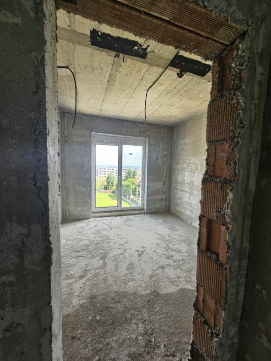 Apartament cu 3 cam, 100mp, LIFT, piscina, jacuzzi, zona Europa