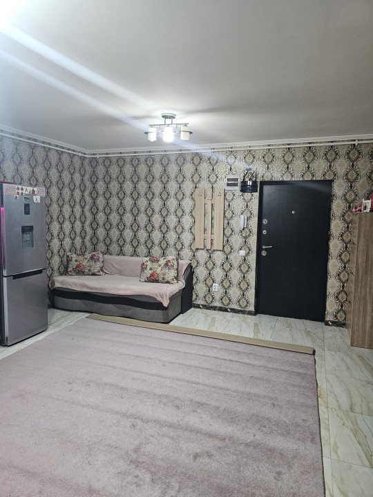 Apartament cu 2 camere, parcare, zona Stejarului
