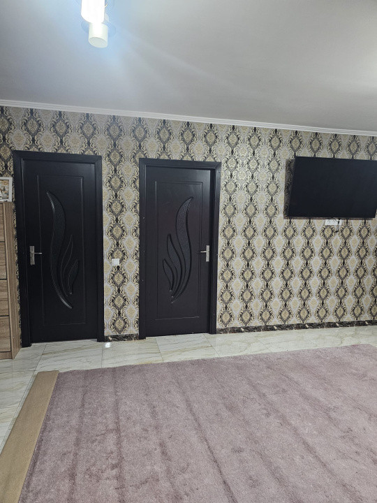Apartament cu 2 camere, parcare, zona Stejarului