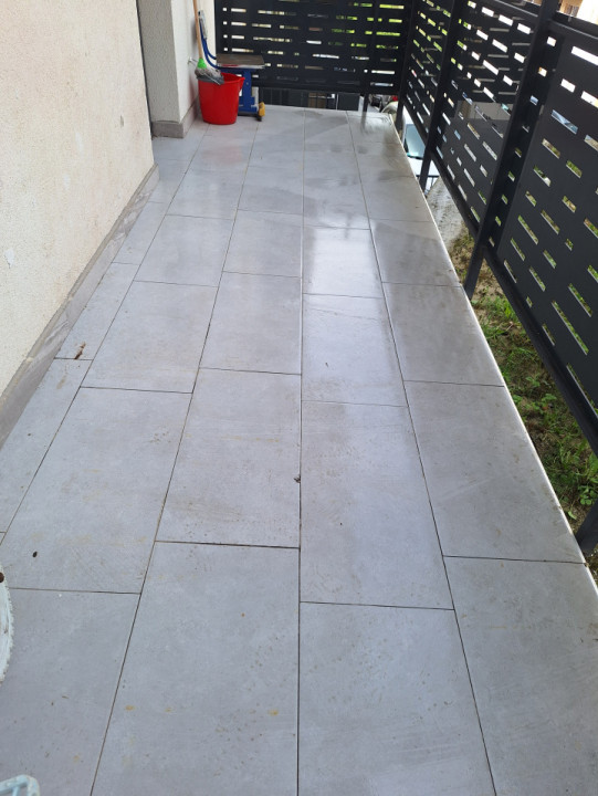 Apartament cu 2 camere, parcare, zona Stejarului