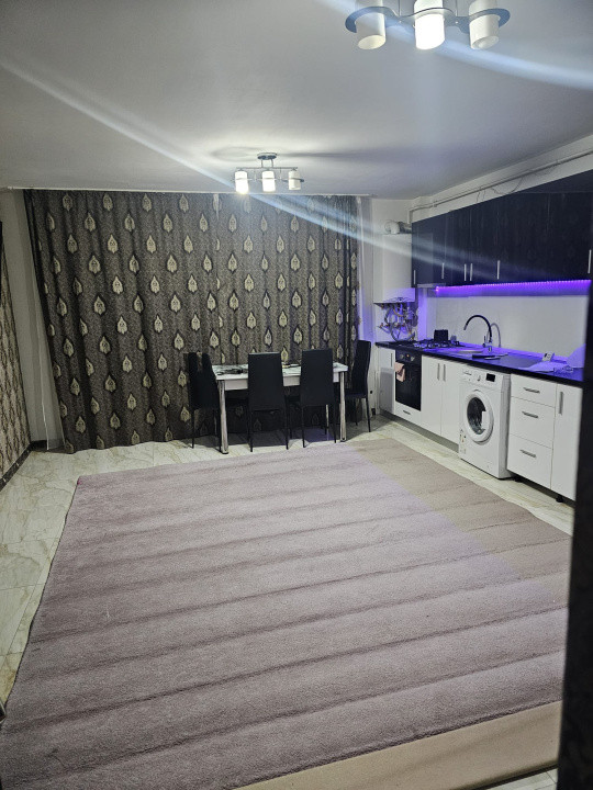 Apartament cu 2 camere, parcare, zona Stejarului