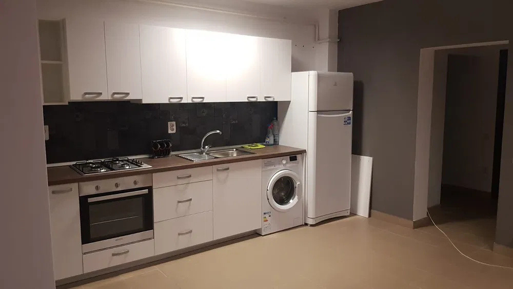 Apartament cu 2 camere, gradina, zona Porii