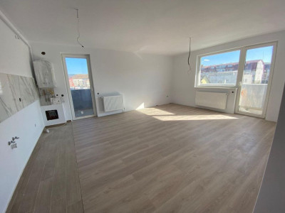 Apartament cu 2 camere, 60 mp, parcare, zona Eroilor