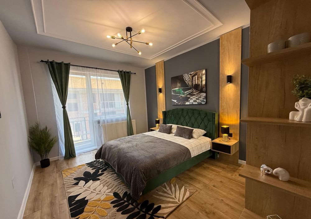 Apartament de lux, 55 mp, etaj intermediar, Zona Teilor