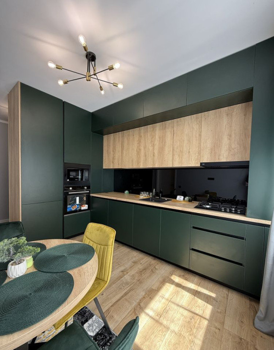 Apartament de lux, 55 mp, etaj intermediar, Zona Teilor