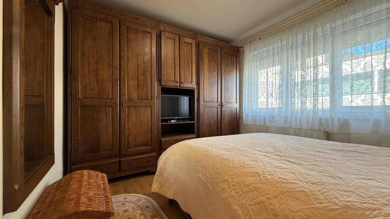 Apartament 4 camere, 93 mp, etaj intermediar, la cheie, zona străzii C. Brâncuși