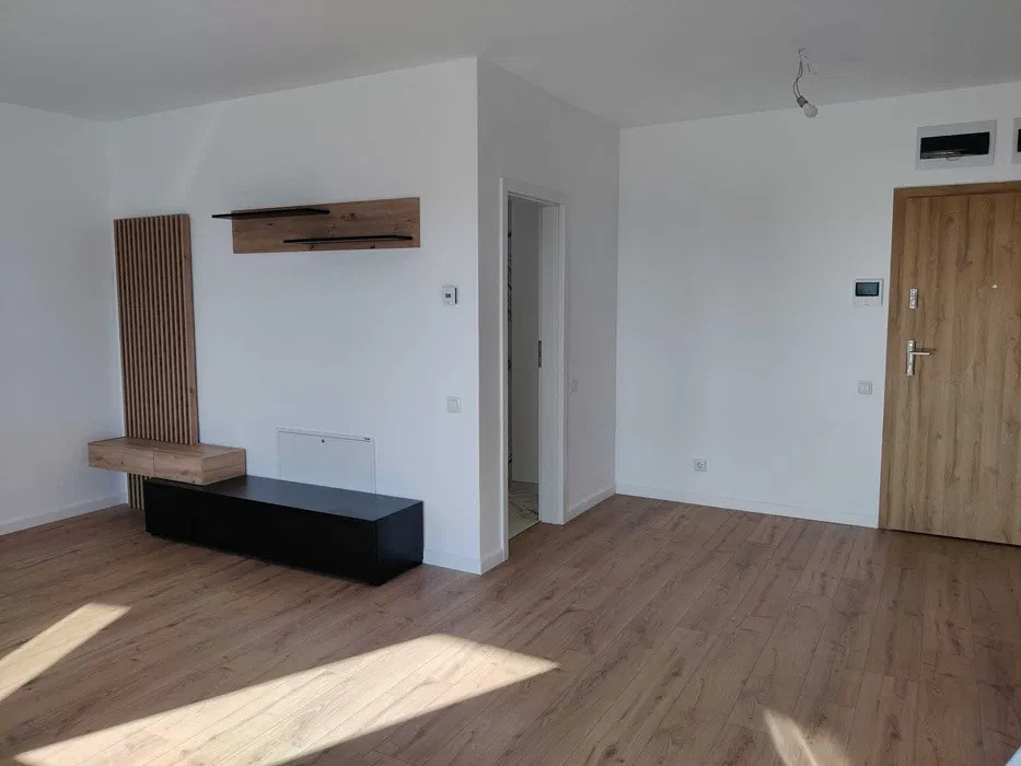 Apartament cu 2 camere, 56 mp, 2 balcoane, zona Avram Iancu